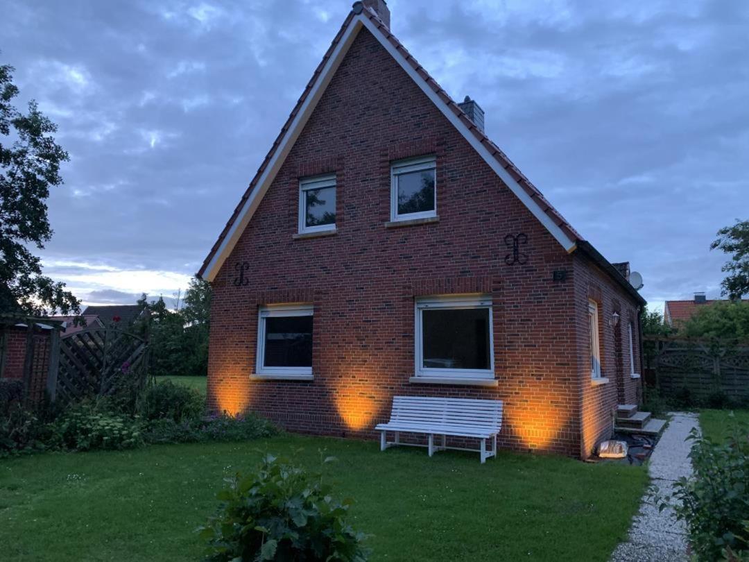 Neu! Schickes Und Modernes Ferienhaus Ant Zingel Krummhörn Buitenkant foto