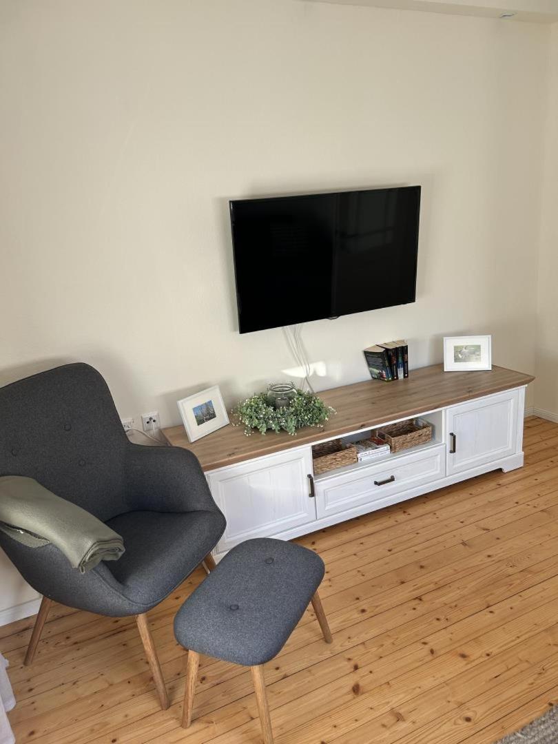 Neu! Schickes Und Modernes Ferienhaus Ant Zingel Krummhörn Buitenkant foto