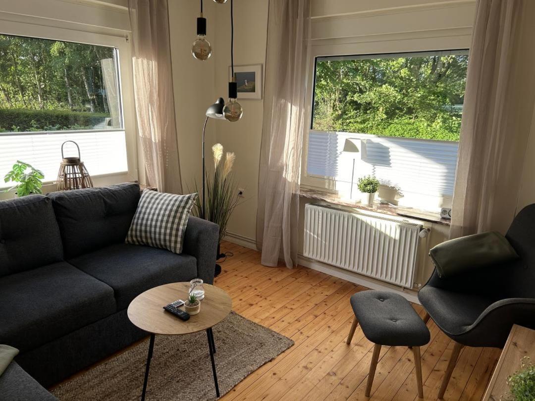 Neu! Schickes Und Modernes Ferienhaus Ant Zingel Krummhörn Buitenkant foto